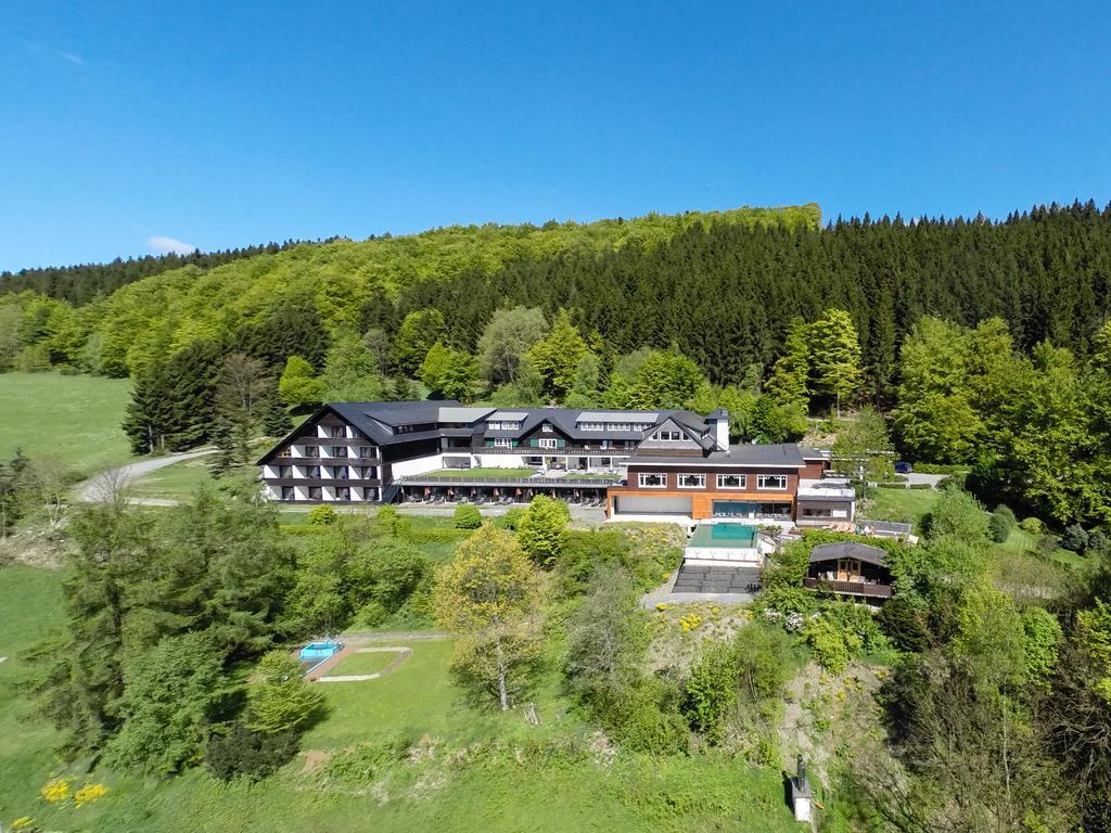 Waldhaus Ohlenbach Hotel Schmallenberg Exterior photo