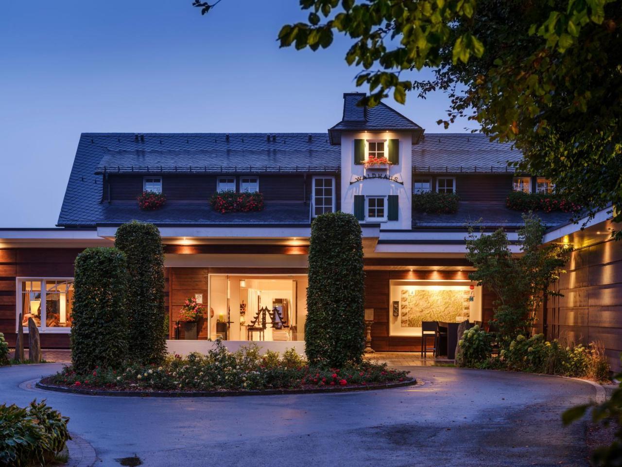 Waldhaus Ohlenbach Hotel Schmallenberg Exterior photo